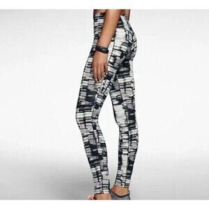 Nike  Legendary Night Light Tight Fit Women Sz S Black Ash Stretch Pants Geometr
